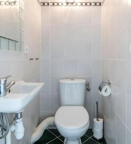 Apartament Modern Beachfront Family With Pool Antibes